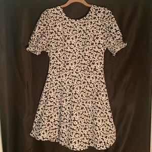 Black Daisy Print Dress